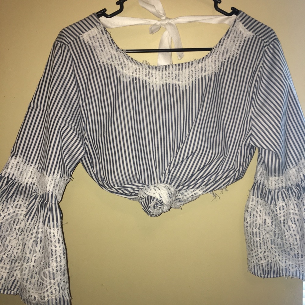 Bell sleeve lace stripe top